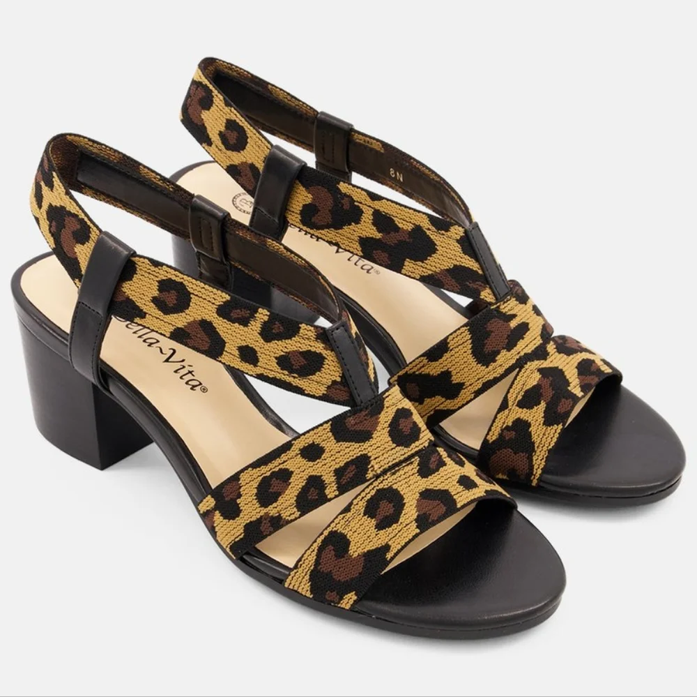 🐆 Bella Vita Jodi Stretch Sandals Leopard Print Size 6‎ New W/ Stickers Attched